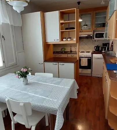 With Sauna In Harjavalta, Free Wifi 公寓