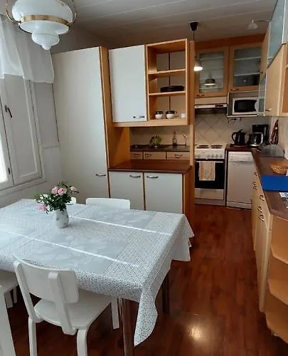 With Sauna In Harjavalta, Free Wifi 아파트